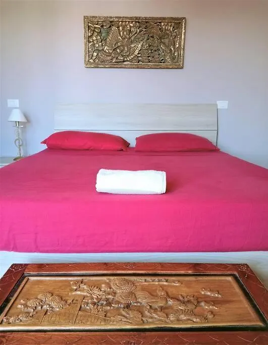 Appartamento A 50 Mt Dal Mare روزينيانو سولفاي شقة