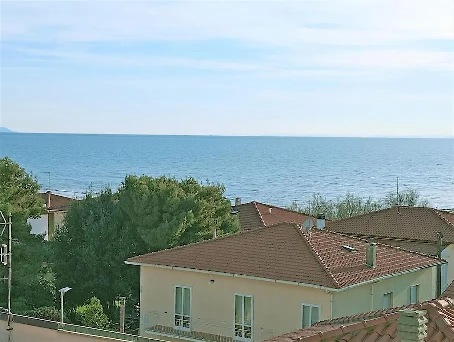 Appartamento A 50 Mt Dal Mare روزينيانو سولفاي